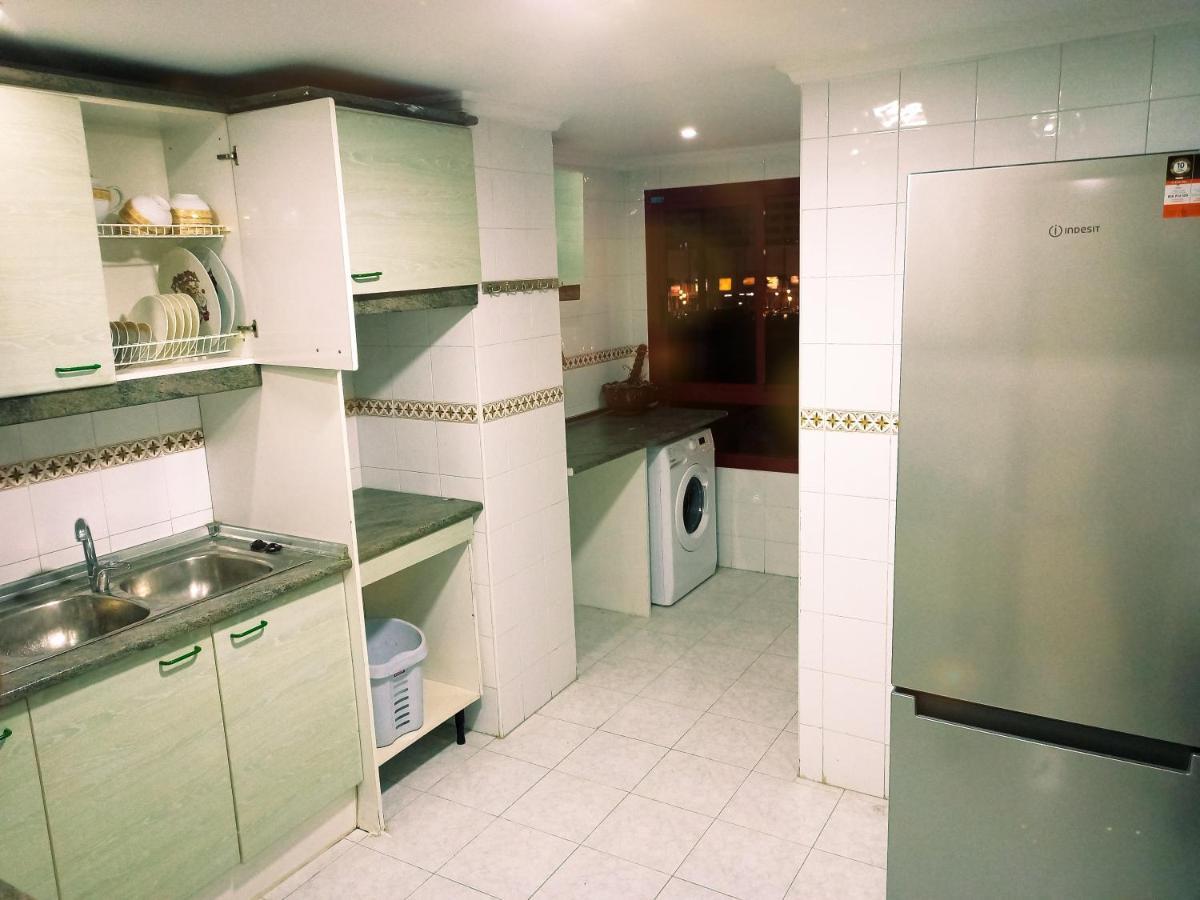 Amazing Appartement Au Centre Ville En Face Hilton - Gare Train Tangier Exterior photo